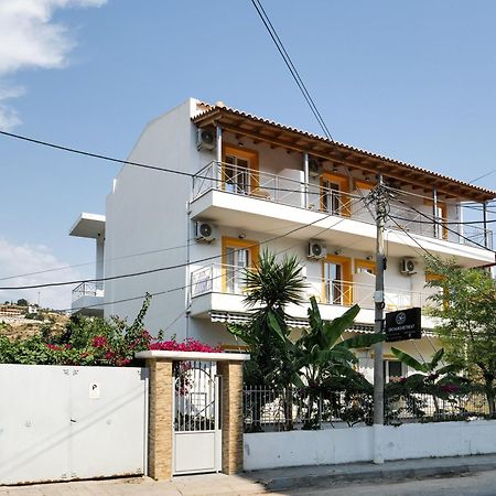 Orchard Retreat Aparthotel Himare Ngoại thất bức ảnh