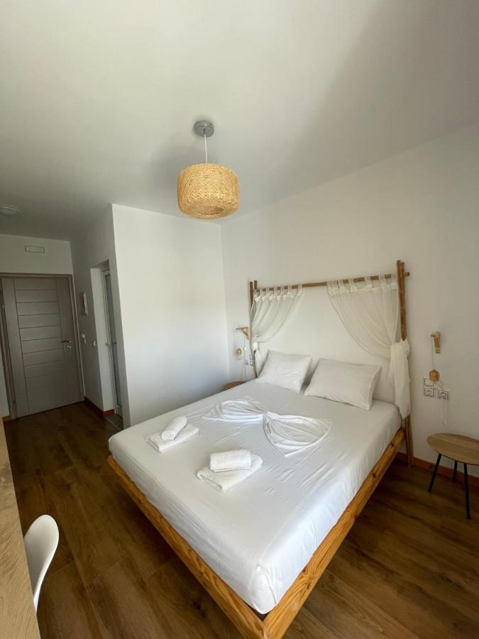 Orchard Retreat Aparthotel Himare Ngoại thất bức ảnh