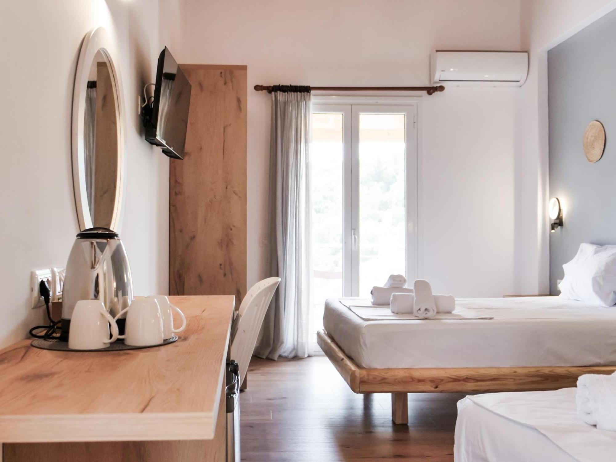 Orchard Retreat Aparthotel Himare Ngoại thất bức ảnh