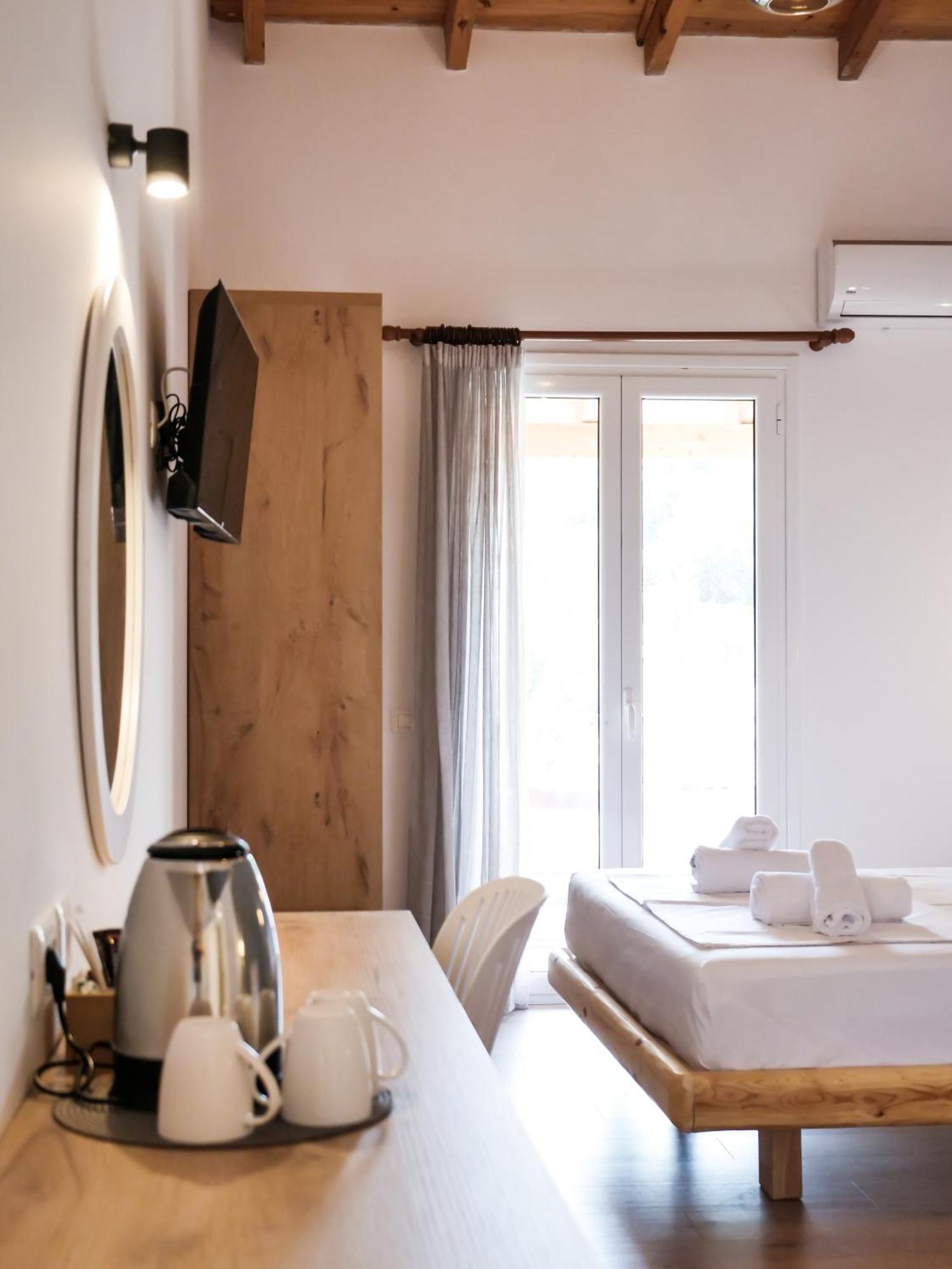 Orchard Retreat Aparthotel Himare Ngoại thất bức ảnh