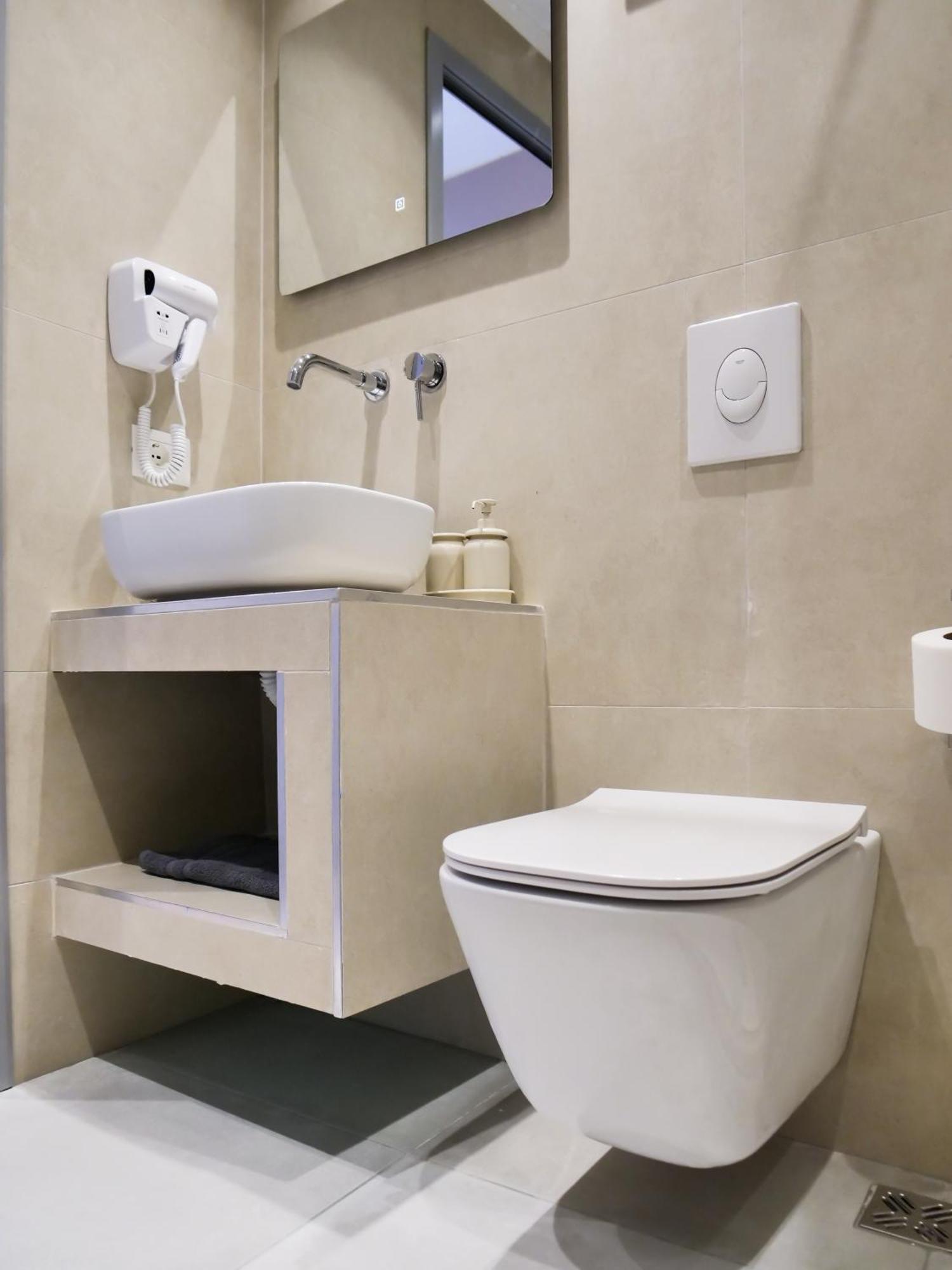 Orchard Retreat Aparthotel Himare Ngoại thất bức ảnh