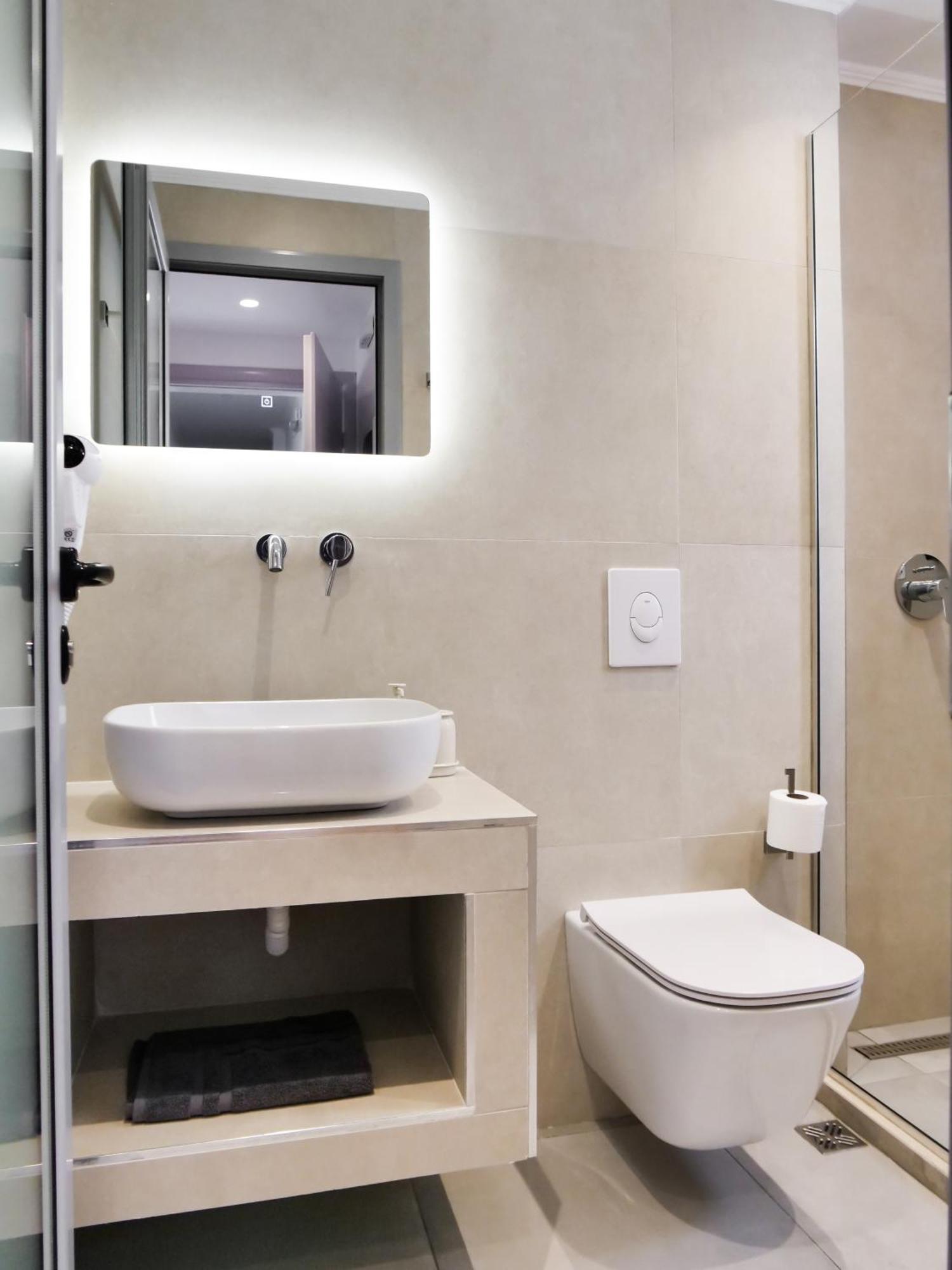 Orchard Retreat Aparthotel Himare Ngoại thất bức ảnh